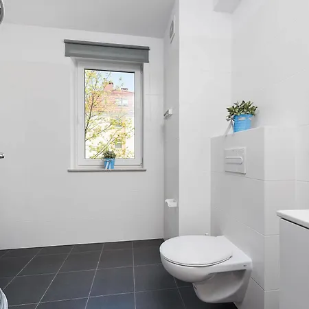 Apartinfo - Blue Side Family Apartment